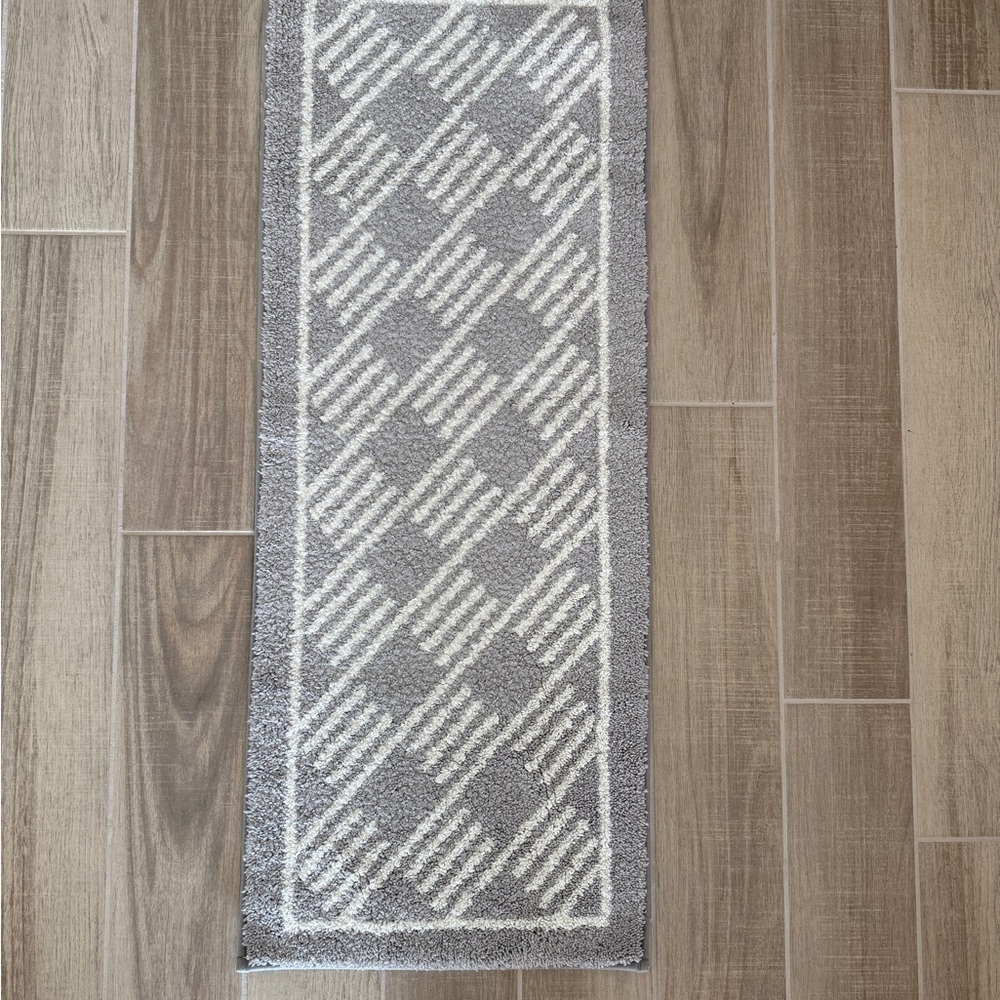 Gray and White cotton bath Runner Rug